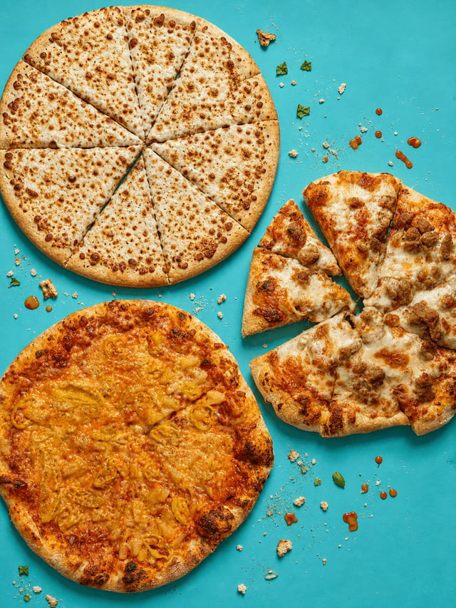 Plain Cheese Pizza.
